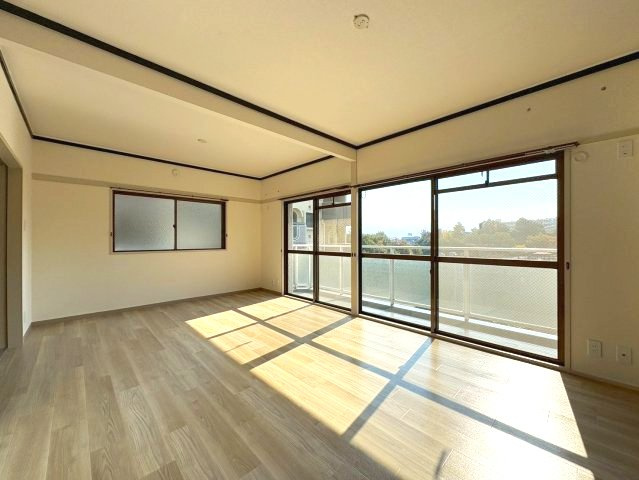 峰塚マンションの寝室