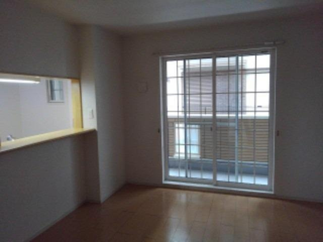 ここるガーデンの居間・リビング