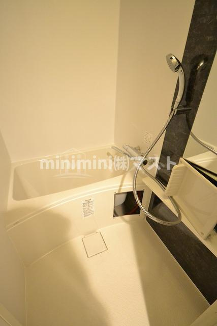 エスリード難波ザ・アークの浴室