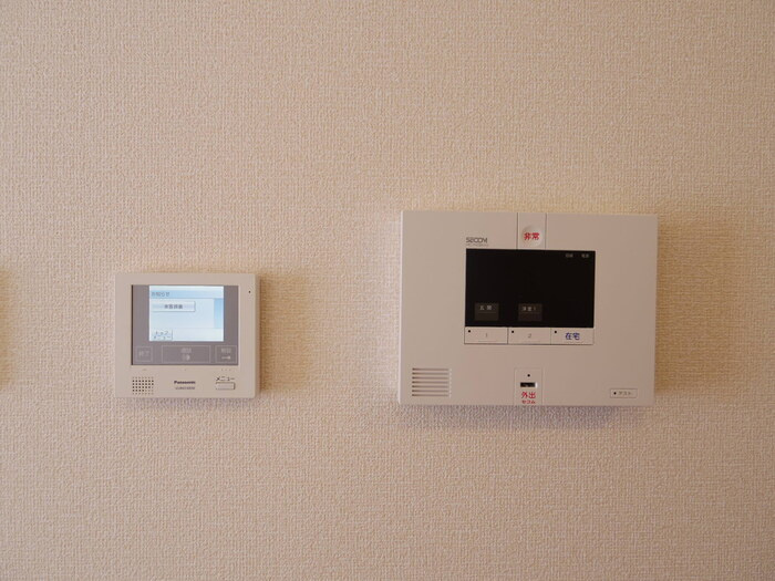 プエラリア サクラ Ⅰのセキュリティ|SECOMホームセキュリティ搭載・オートロックインターホン