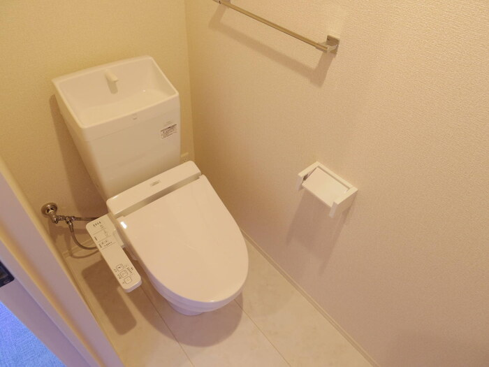 プエラリア サクラ Ⅰのトイレ|温水洗浄便座