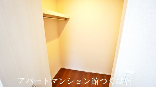 プエラリア サクラ Ⅰの収納|類似です