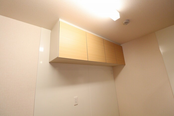 UTOPIA FOURLEAF(ユートピアフォーリーフ) Bのキッチン|キッチン背面収納