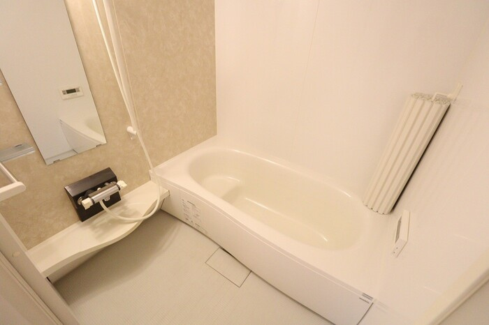 UTOPIA FOURLEAF(ユートピアフォーリーフ) Bの浴室|一坪タイプ浴室