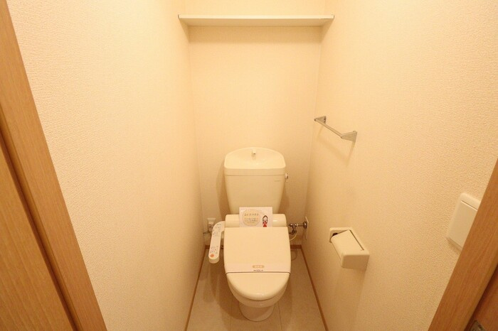 UTOPIA FOURLEAF(ユートピアフォーリーフ) Bのトイレ|温水洗浄暖房便座