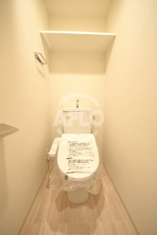 プレサンスOSAKA DOMECITYスクエアのトイレ|プレサンスOSAKA DOMECITYスクエア　温水洗浄便座