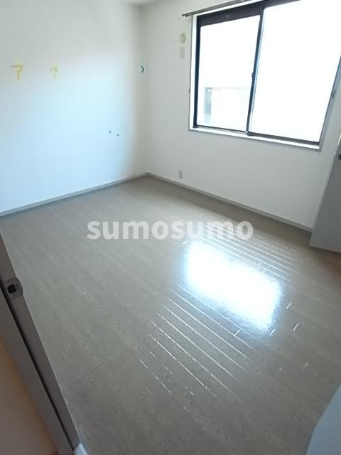 サンライズ立花ハイツの寝室