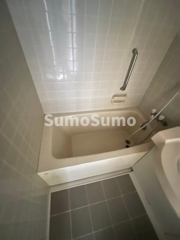 芦屋市三条町の賃貸マンションの浴室