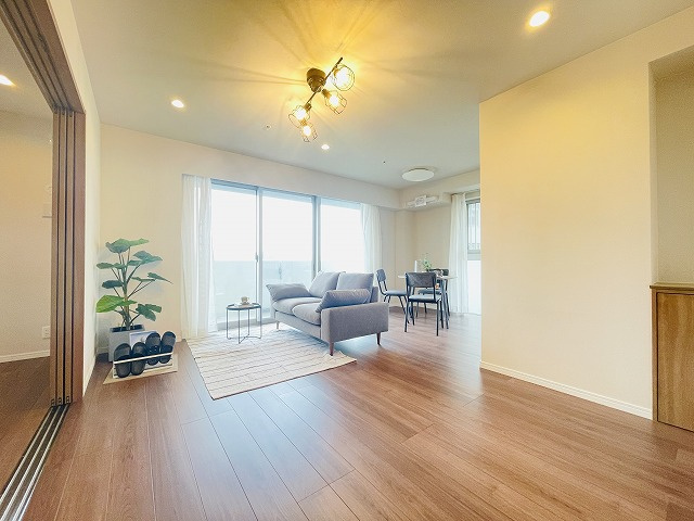 【居間・リビング】 | アイランドタワースカイクラブＣ棟