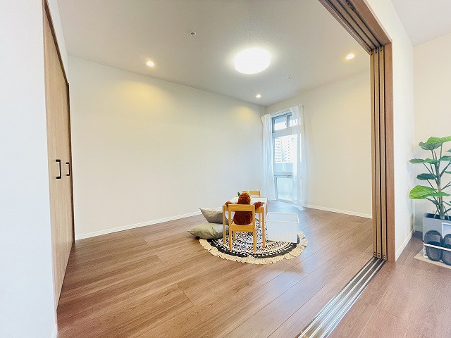 【洋室】 | アイランドタワースカイクラブＣ棟