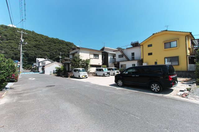 内田駐車場の周辺