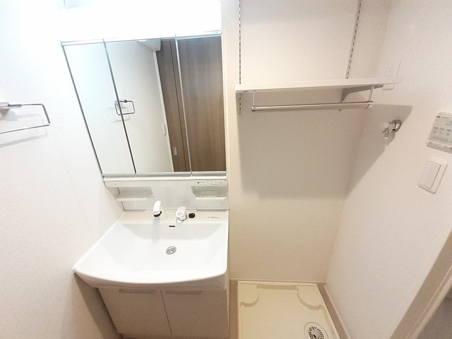 シャント・フルールの独立洗面台