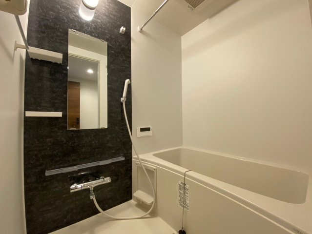 花畑プレミアの浴室|別部屋同タイプのお写真です。