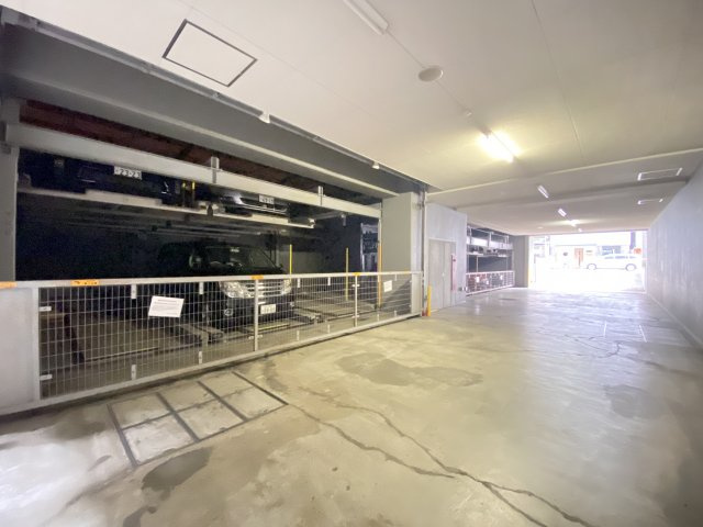 グラマシー立売堀　堀江小学校区の駐車場|グラマシー立売堀　駐車場