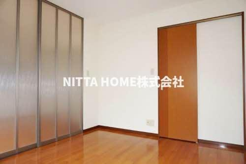 ロイヤルヒルのその他共用部分|温かみのあるお部屋ですよね♪