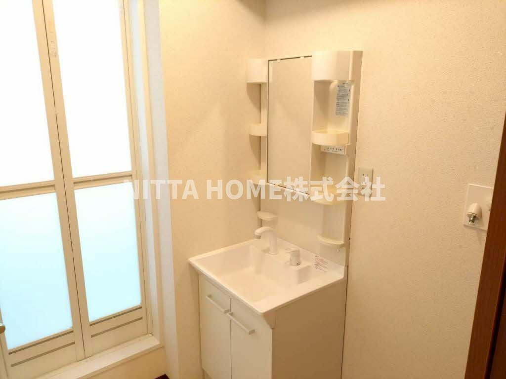 ロイヤルヒルの洗面所|独立洗面化粧台もありますよ●