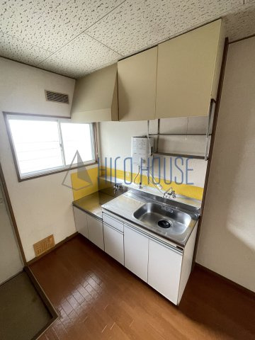 三千ハイツのキッチン