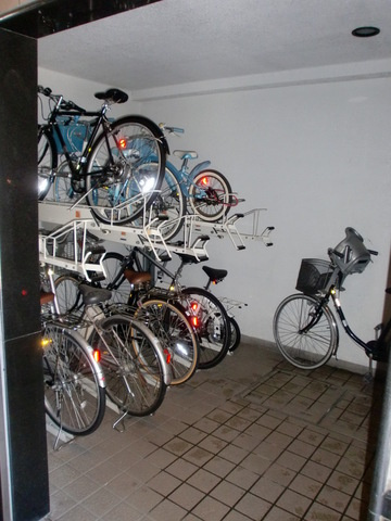 プリミエール藤田のその他共用部分|屋内自転車駐輪場