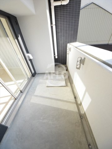 ファーストフィオーレ本町イーストのバルコニー|ファーストフィオーレ本町イースト　バルコニー