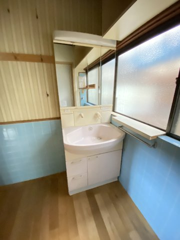 江良三丁目貸家の内装