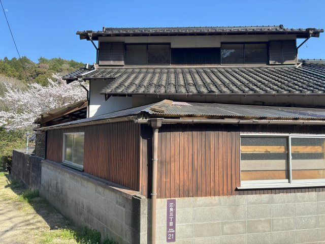 江良三丁目貸家の展望