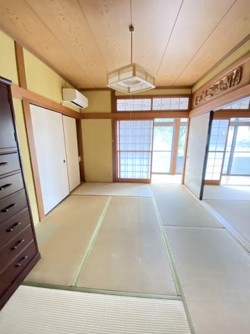 江良三丁目貸家の和室