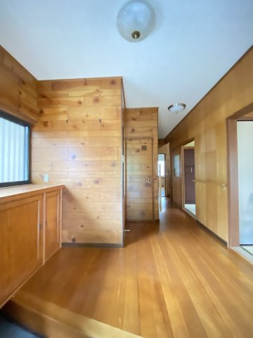 江良三丁目貸家の内装