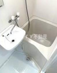 【浴室】 | AZEST-RENT羽田Ⅸ | コンパクトで使いやすいお風呂です