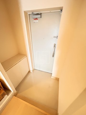 【玄関】 | クローバー・ビュー上本町 | クローバー・ビュー上本町　玄関スペース