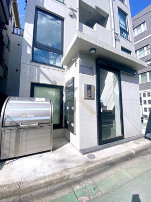 【エントランス】 | セレーノ上高田