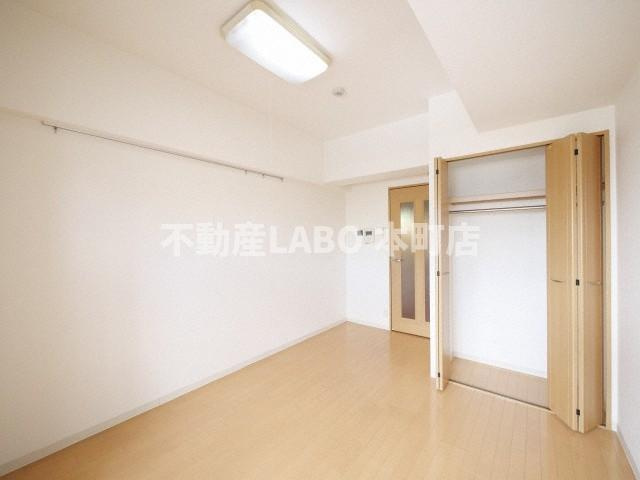 サムティ阿波座Ｌｕｓｓｏの居間・リビング