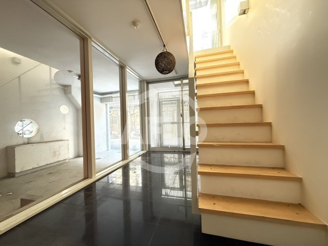 U residence 弁天町の玄関|U residence弁天町　1F