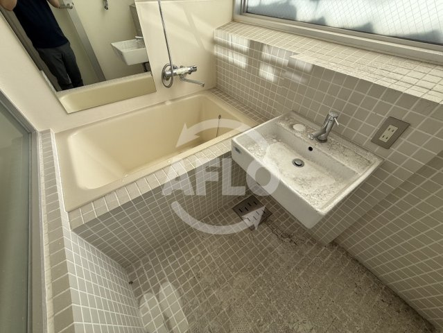 U residence 弁天町の独立洗面台|U residence弁天町　洗面台