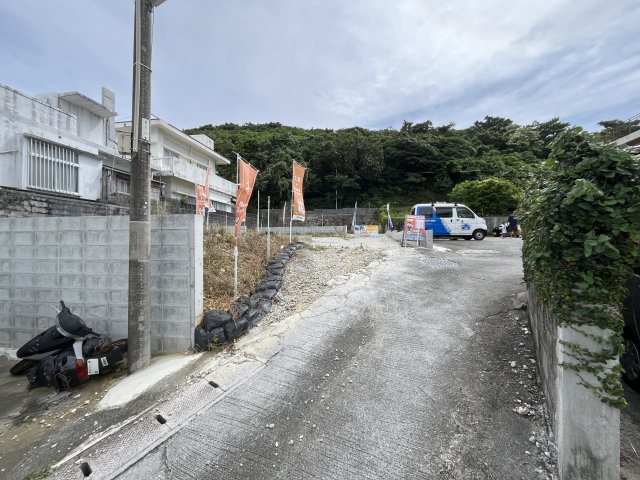 那覇市山下町（全3区画）ラスト3号地の前面道路含む現地写真|※2025.7.13撮影