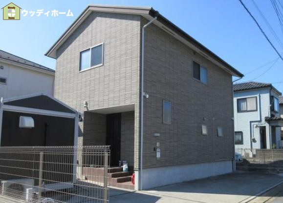 越谷市南町1丁目　中古一戸建ての外観