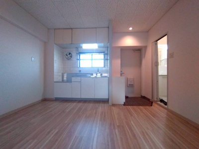 【居間・リビング】 | サンワロイヤルマンション