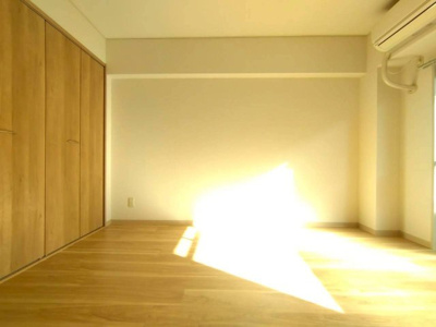 【寝室】 | サンワロイヤルマンション