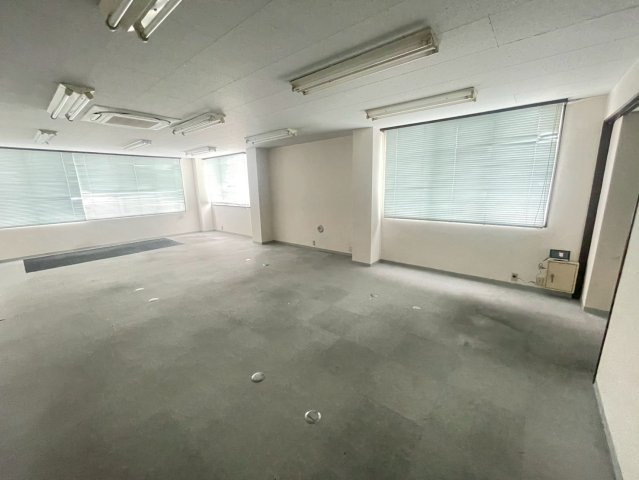 刈谷第１東海ビルの内装