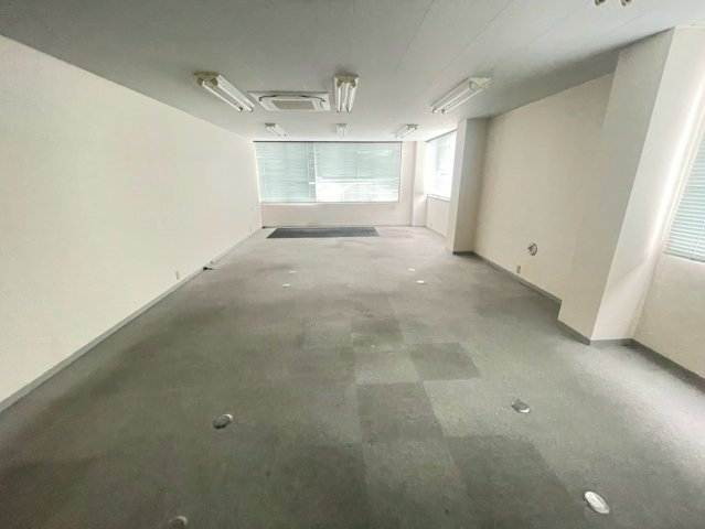 刈谷第１東海ビルの内装