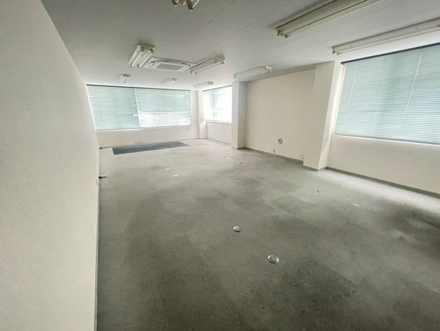 刈谷第１東海ビルの内装