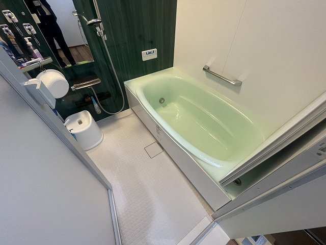 オレンジ　★渡辺町洞字関田　ヴェルデガーデン内　トヨタホーム施工★　中古住宅の浴室|きれいなお風呂です
