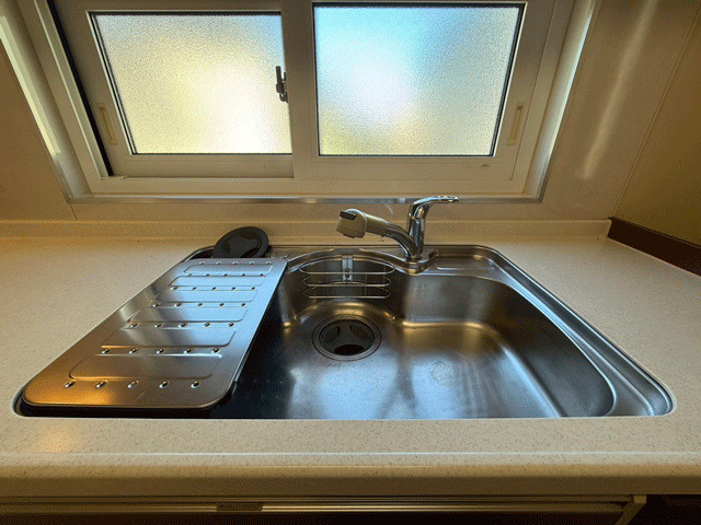 泉区南光台東1丁目　納戸付き収納豊富な住まい♪のキッチン