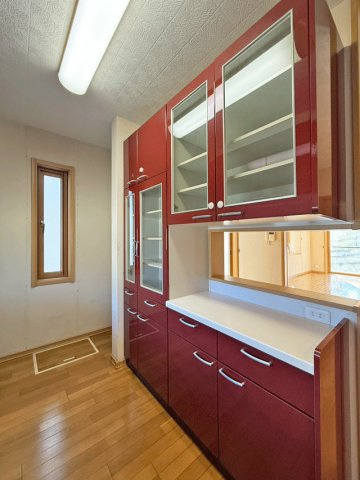 泉区南光台東1丁目　納戸付き収納豊富な住まい♪のキッチン