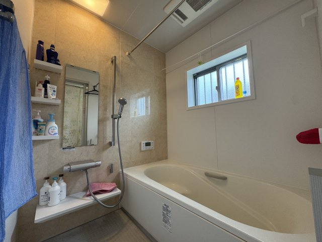 -三丁目不動産-　本庄市柏1丁目　注文住宅　オール電化の浴室|きれいなお風呂です