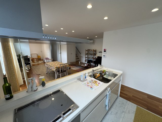 -三丁目不動産-　本庄市柏1丁目　注文住宅　オール電化のキッチン|きれいなキッチンです