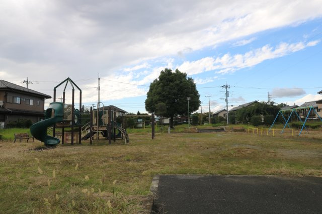 桜川市富士見台4丁目79坪売地の展望|道路の向かいにある「北3号公園」です。