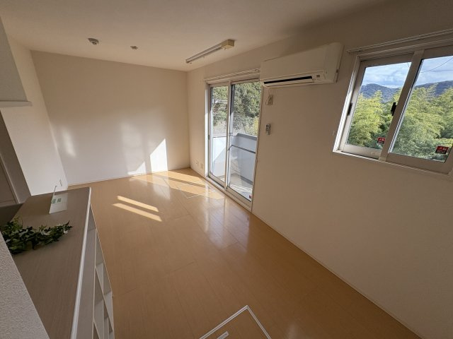 ウィルモア垂水　B棟の居間・リビング