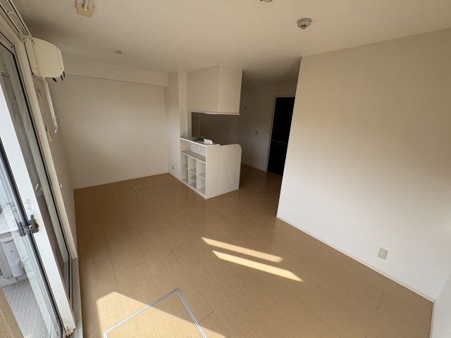 ウィルモア垂水　B棟の居間・リビング