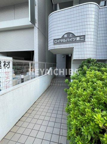 阪上ロイヤルハイツ第二のエントランス