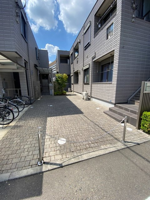 メゾンエスポアのエントランス|エントランス